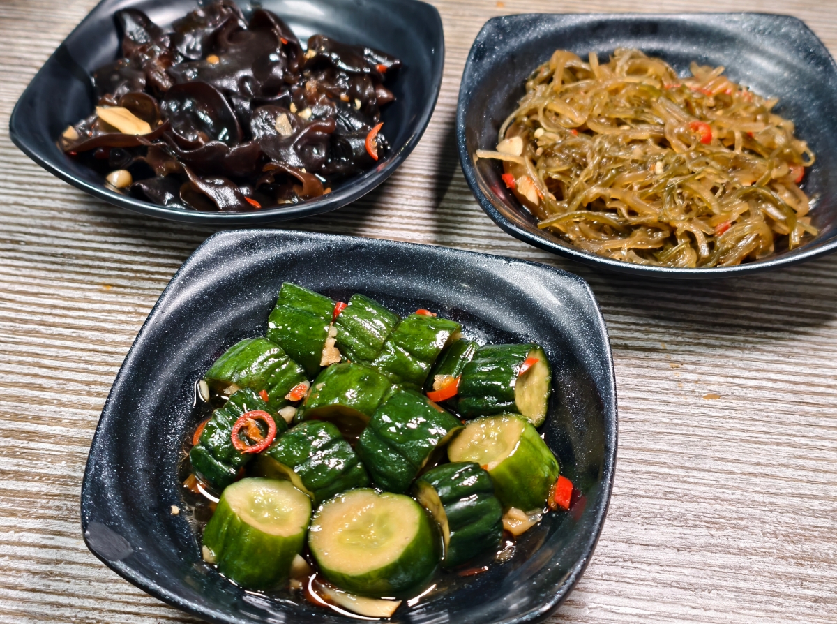 [左營美食推薦]老巷子重慶特色小吃-巷弄隱藏~四川姊妹開的好吃平價高雄酸辣粉 @美食好芃友（芃芃）