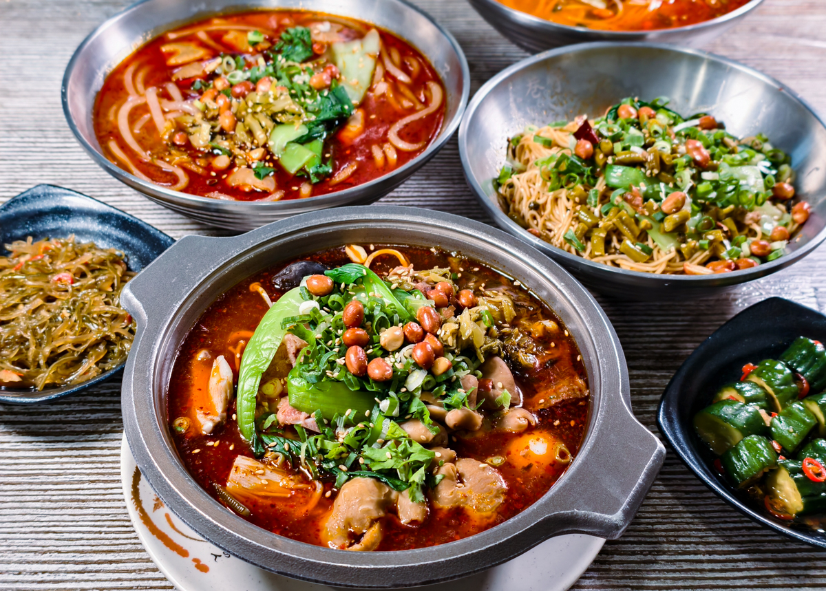 [高雄]Pizza Rock(高雄店)-老外超愛!義式薄餅皮pizza! 好吃不貴聚餐選擇 高雄pizza推薦 @美食好芃友（芃芃）