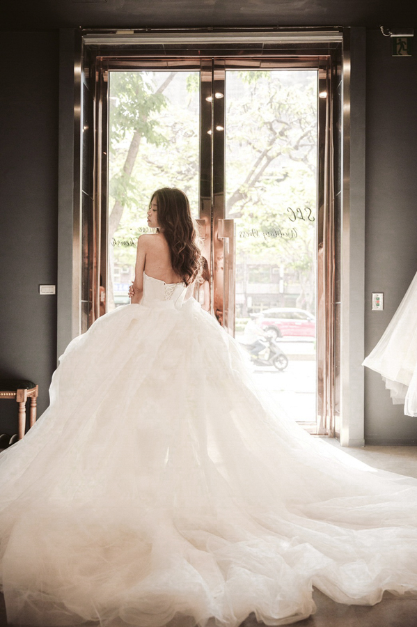 [高雄婚紗推薦]SLC Wedding Dress婚紗試穿心得~每一件都美到驚呼的仙女級婚紗 @美食好芃友