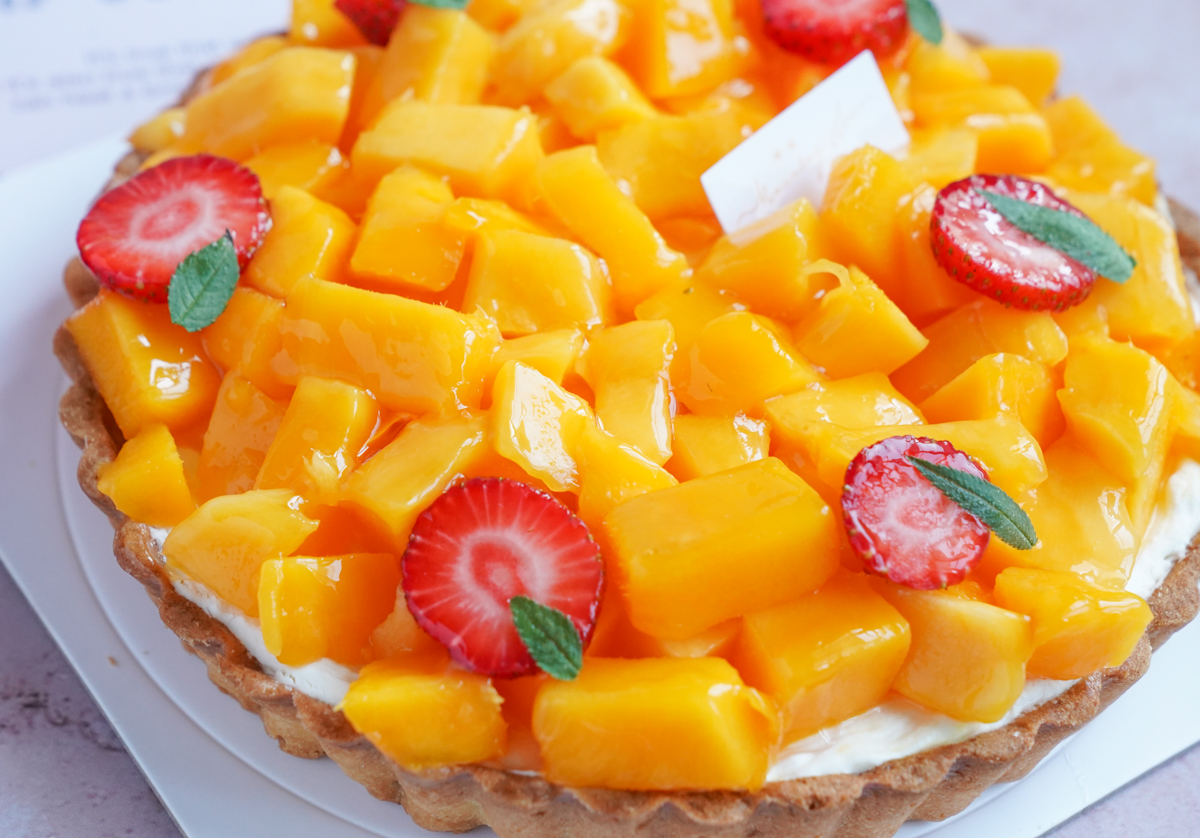 [高雄]晴晨Morning Sun Dessert-夏季必吃高雄芒果甜點!多到滿出來的芒果塔、芒果蛋糕 @美食好芃友
