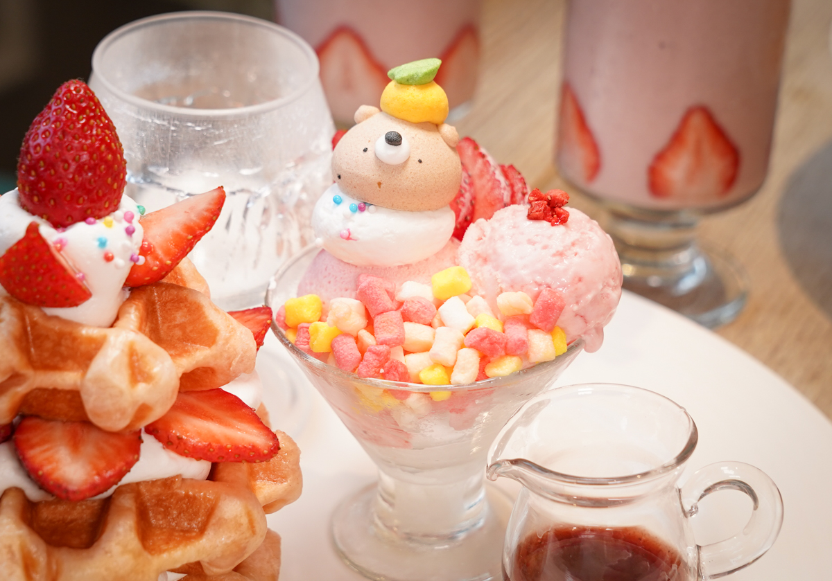[高雄]雛菊鬆餅-草莓季必吃粉紅甜點套餐!超療癒草莓pizza、草莓鬆餅塔、草莓奶昔 @美食好芃友