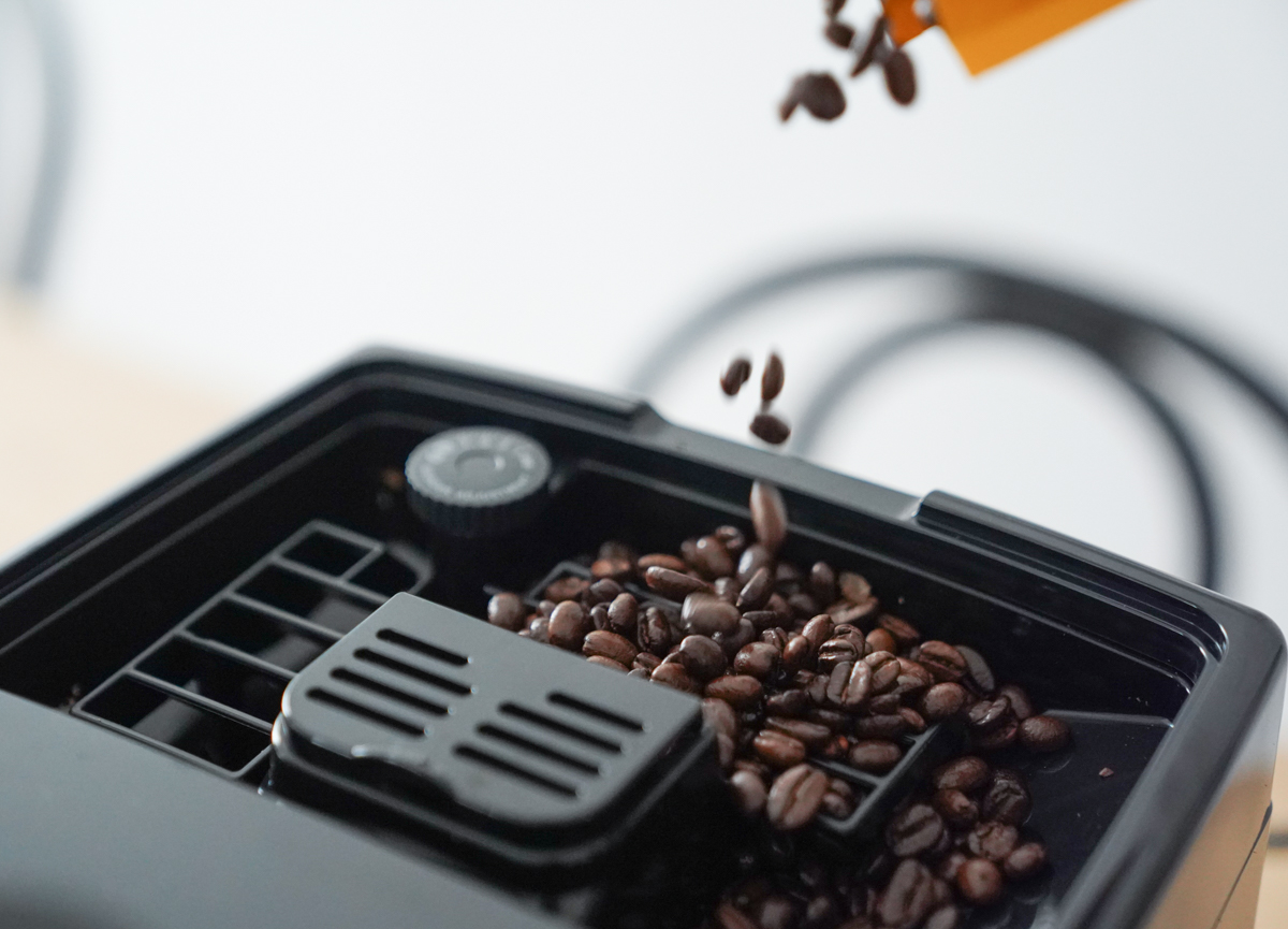 De&#8217;Longhi ECAM350.25.SB全自動義式咖啡機-給你滿滿生活儀式感!小資也好入手的義式咖啡香 @美食好芃友