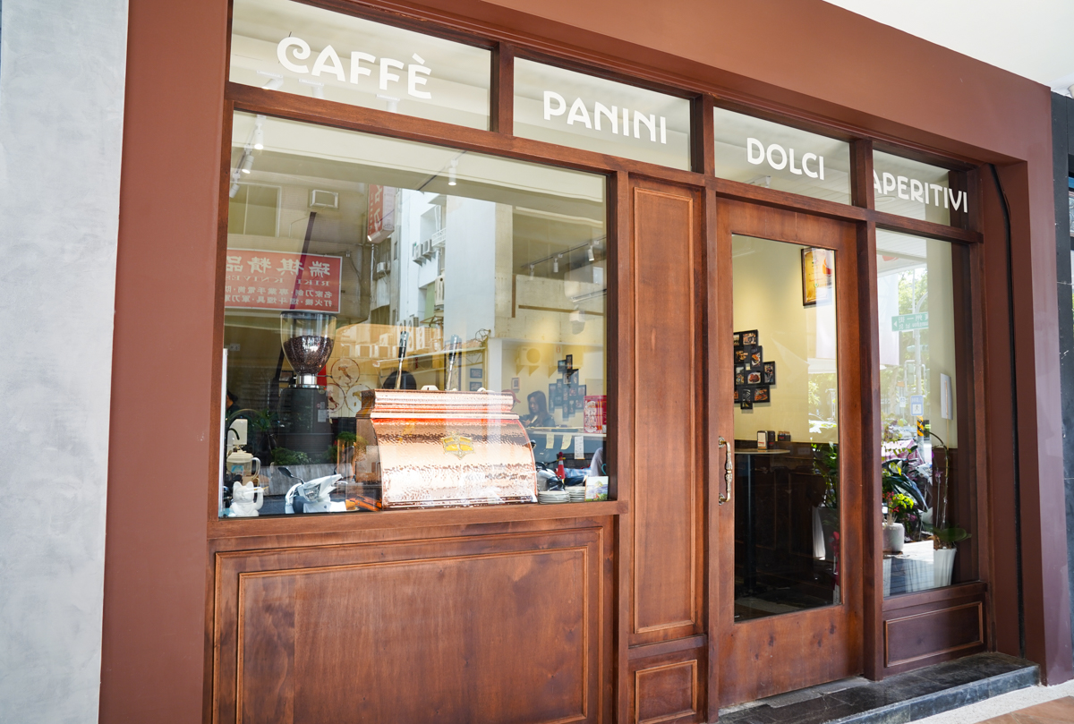 [高雄]巴索托咖啡館Bassotto Caffè-高雄文化中心周邊厲害義式咖啡館!咖啡可頌都必點! @美食好芃友
