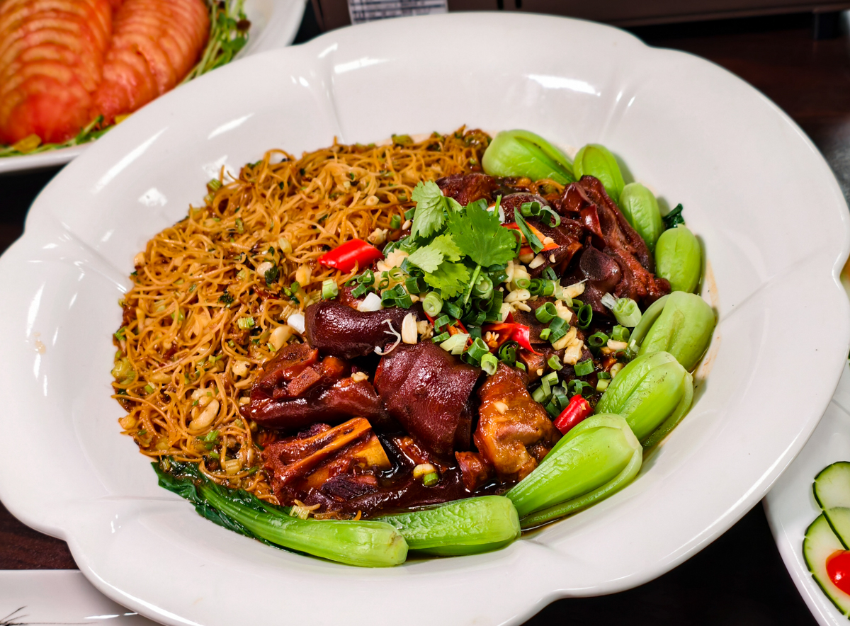 [左營美食]簡單就好川菜家常熱炒-隱藏版超好吃高雄砂鍋魚頭!不預約吃不到~ @美食好芃友（芃芃）