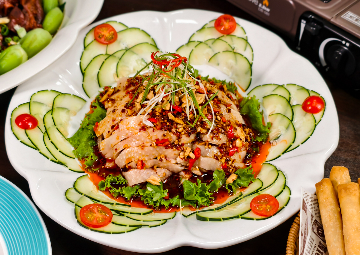 [左營美食]簡單就好川菜家常熱炒-隱藏版超好吃高雄砂鍋魚頭!不預約吃不到~ @美食好芃友（芃芃）