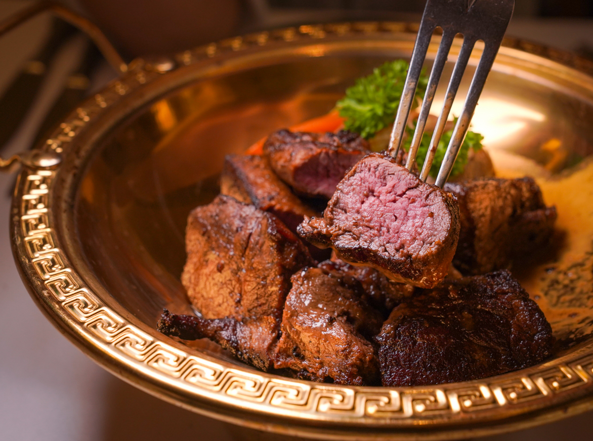 [澳門美食]新中央酒店碧麗宮餐廳晚餐-澳門大三巴周邊人氣美食!精緻好吃懷舊西餐 @美食好芃友