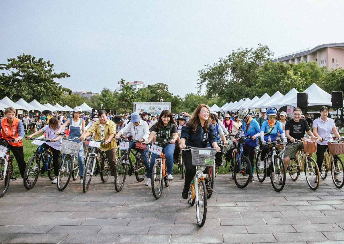 2024高雄乘風而騎~輕鬆騎自行車遊高雄生活圈!享受美食市集超Chill @美食好芃友