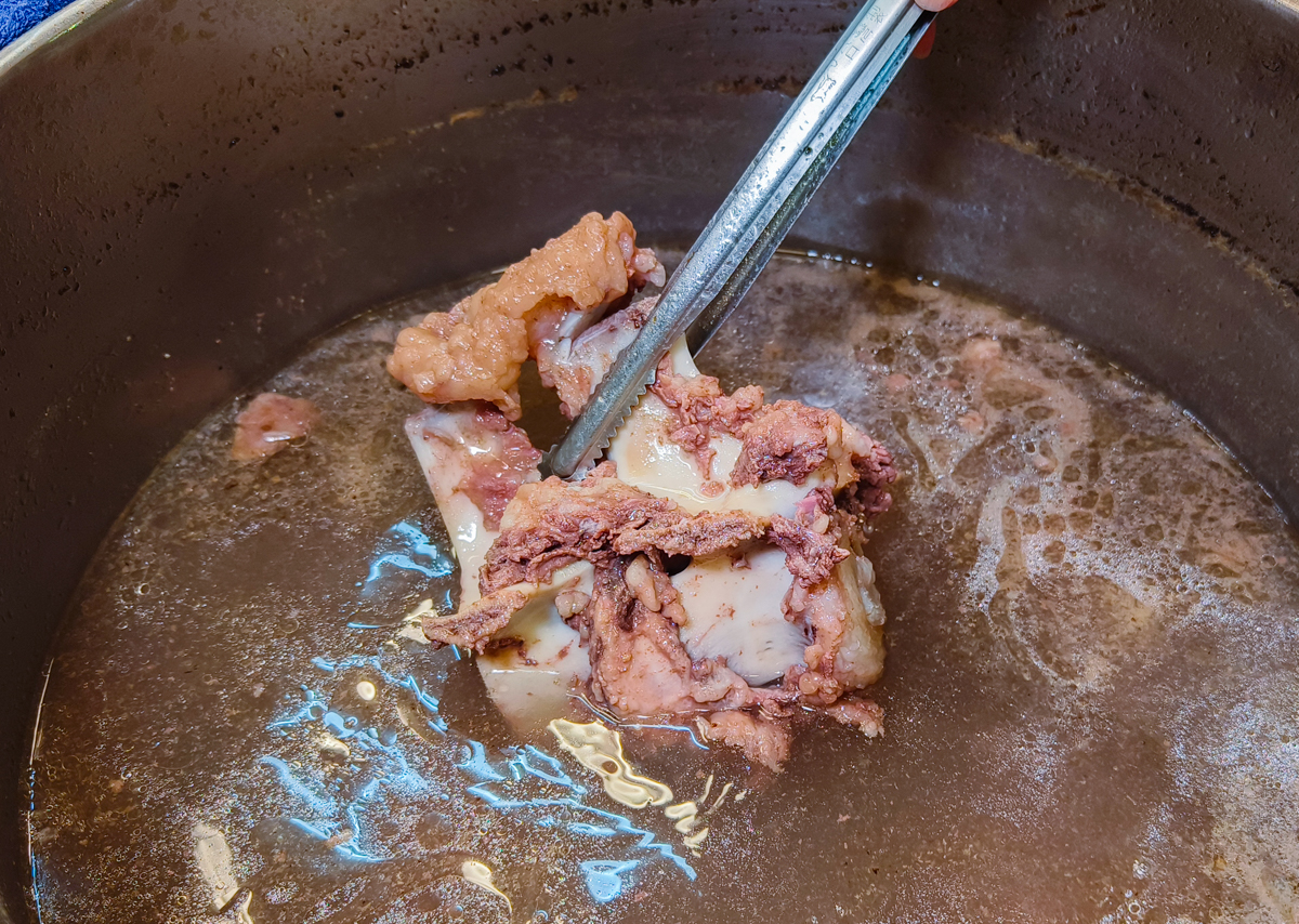 [台南美食]阿家牛肉湯-台南南區人氣牛肉鍋老店!溫體牛肉盤200元起~晚上也有直送牛肉 @美食好芃友