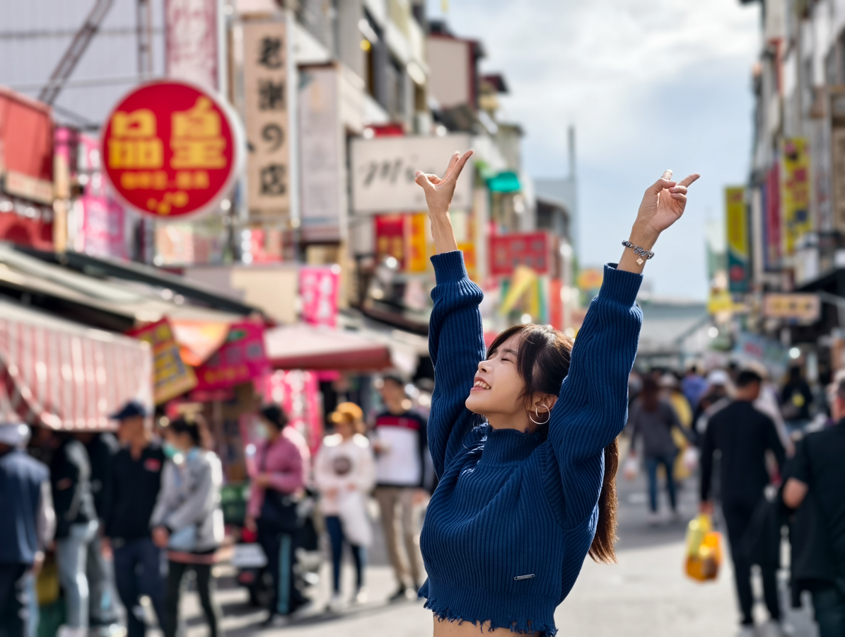 挑戰300元吃6樣高雄旗山老街美食~過年就要逛全台最旺旗山老街 @美食好芃友