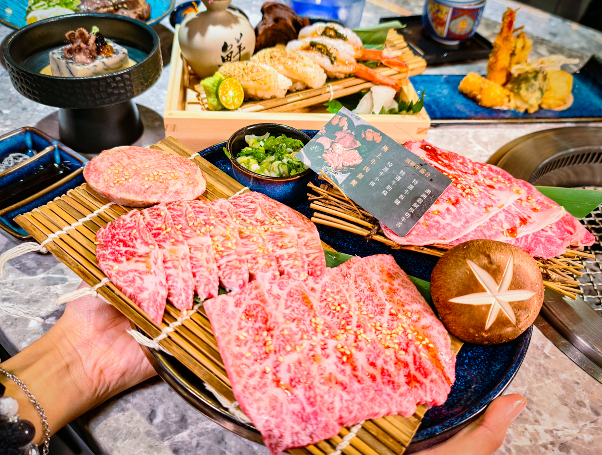 [高雄楠梓美食]好飯遇所小時代-超澎湃入口即化肉骨茶團圓麵!高雄最文青中式餐廳 @美食好芃友