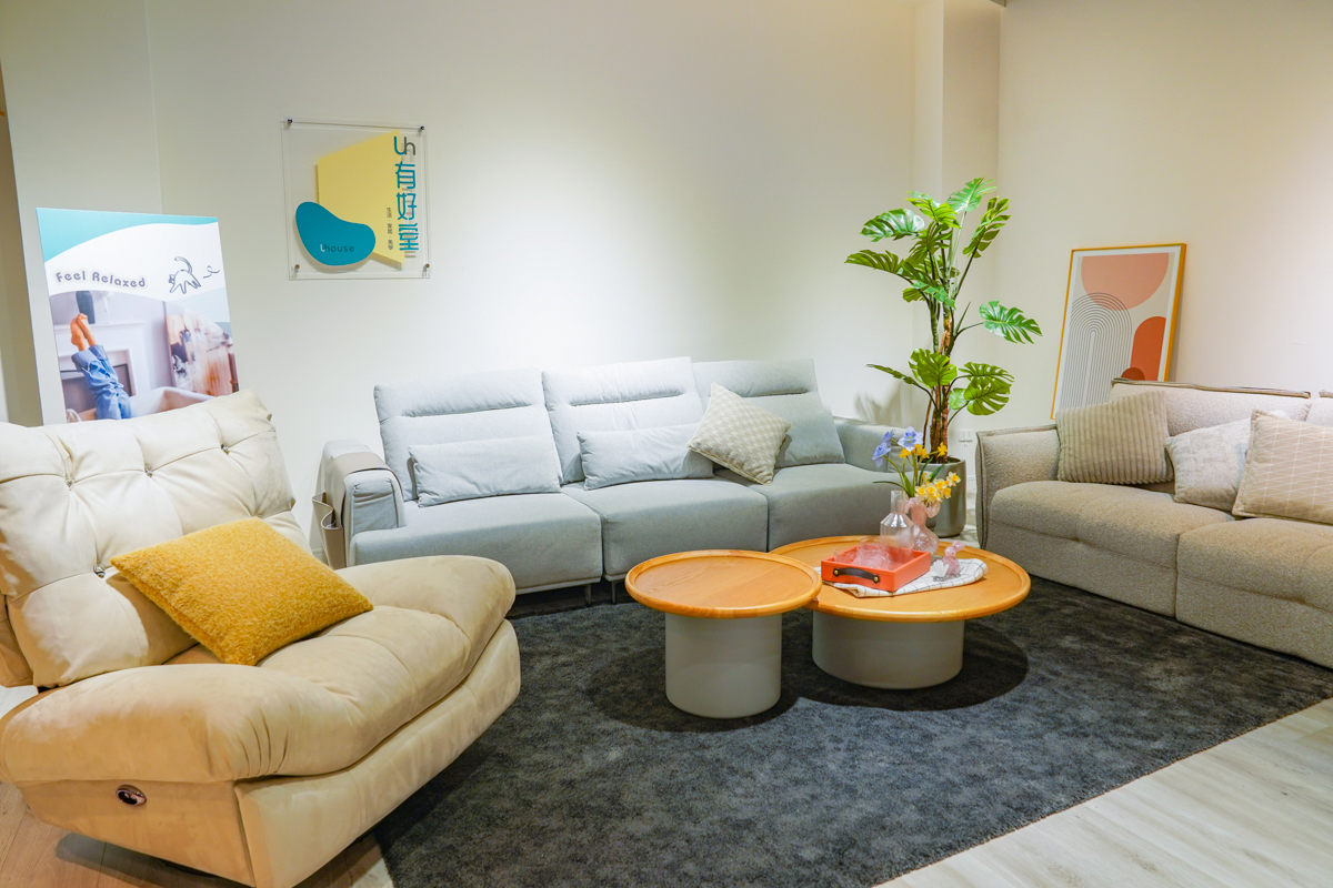 [高雄沙發推薦]有好室家具- 小資超愛高CP值沙發! 一坐保證愛上的雲朵電動功能休閒單椅 @美食好芃友（芃芃）