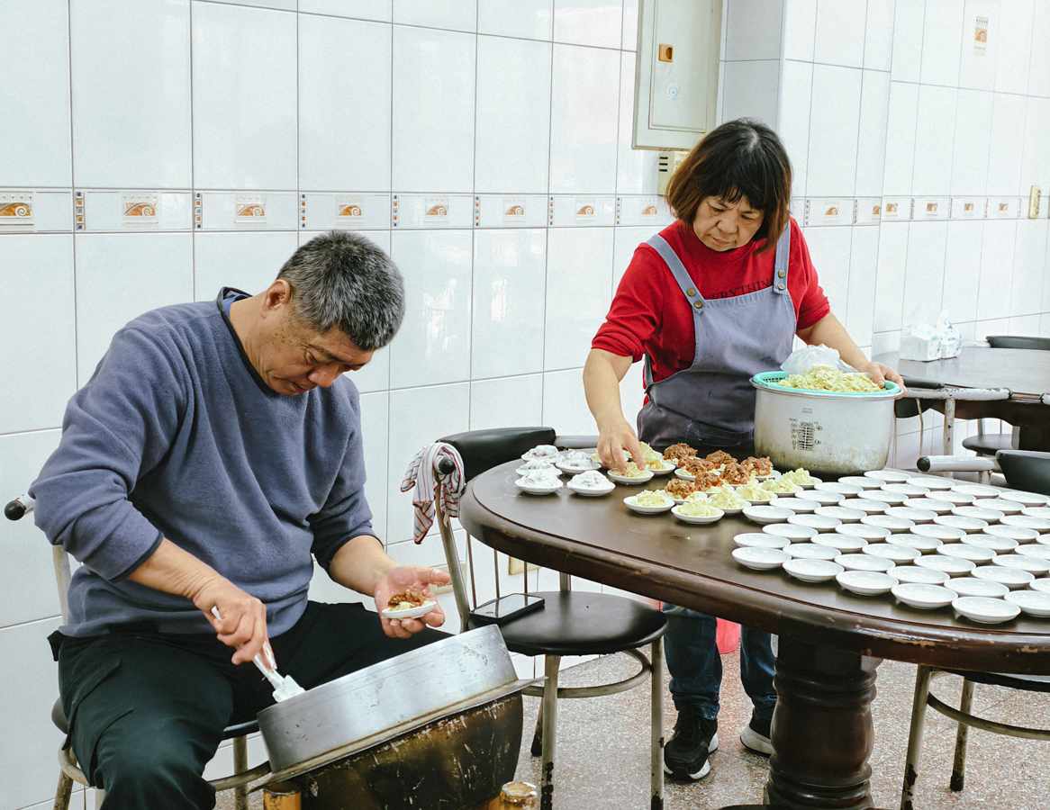 [鹽埕美食]阿達肉圓-超難得高雄好吃彰化肉圓!傳承三代的彰化古早味~ @美食好芃友