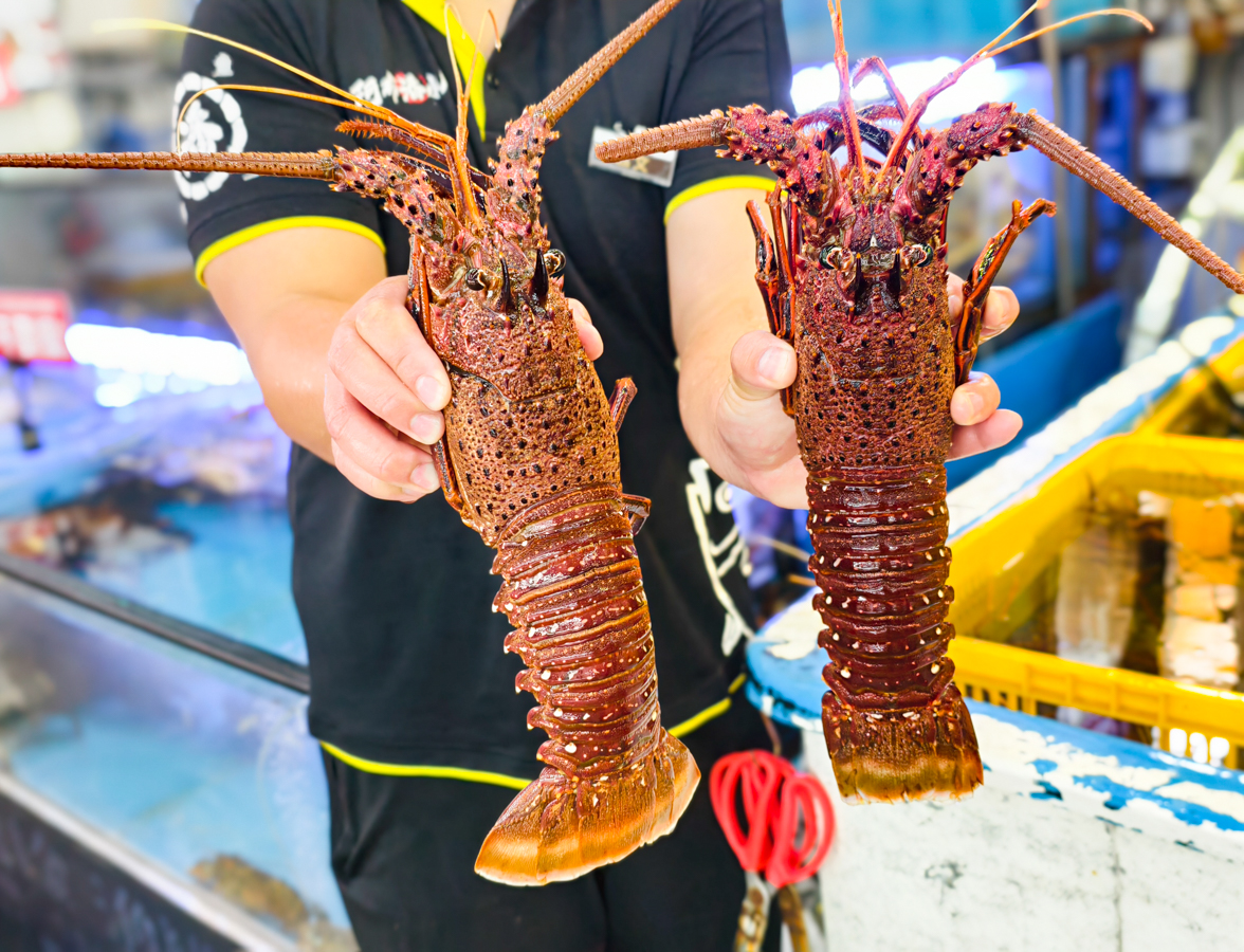 [台中]阿布潘水產-台灣水產第一品牌!活體海鮮、生魚片、海鮮熟食通通有～母親節外帶輕鬆上桌 @美食好芃友