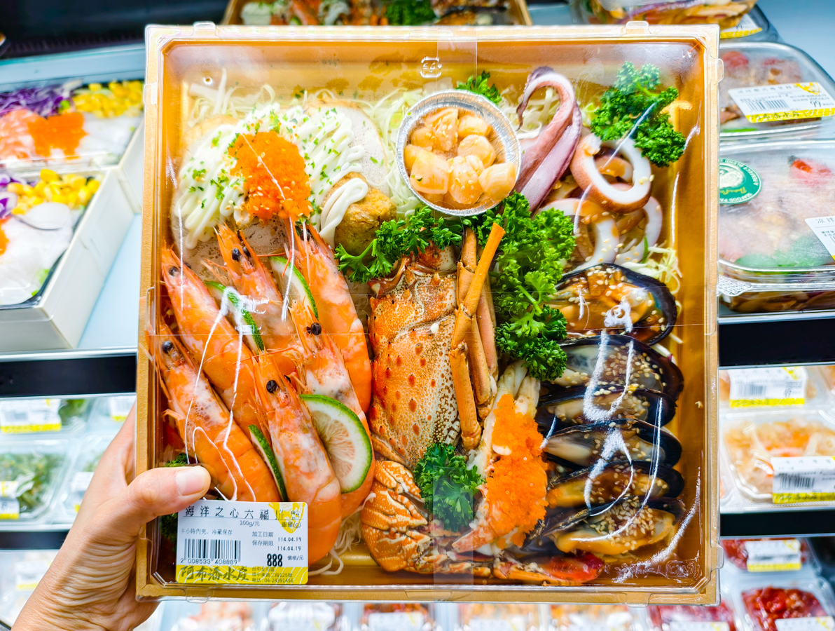[台中]阿布潘水產-台灣水產第一品牌!活體海鮮、生魚片、海鮮熟食通通有～母親節外帶輕鬆上桌 @美食好芃友