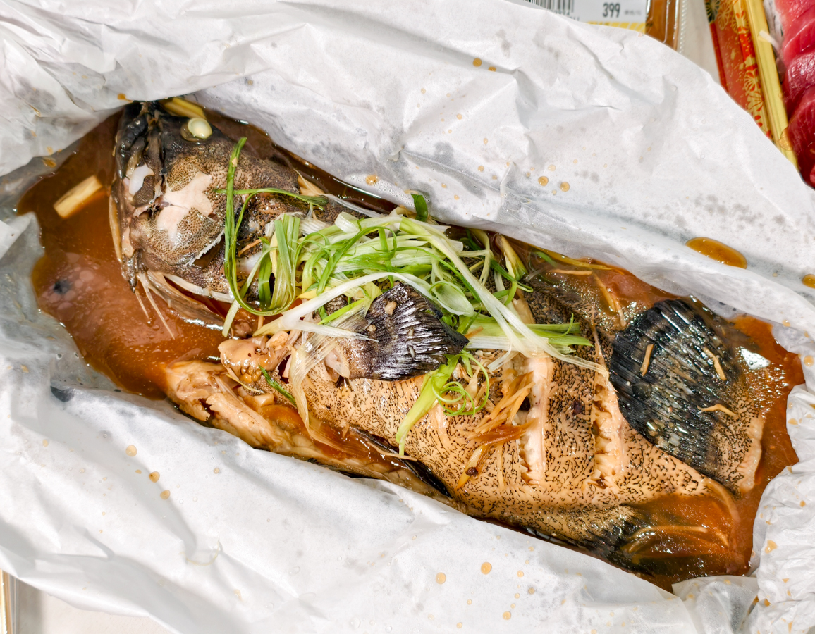 [台中]阿布潘水產-台灣水產第一品牌!活體海鮮、生魚片、海鮮熟食通通有～母親節外帶輕鬆上桌 @美食好芃友
