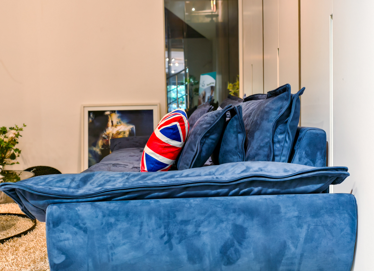 [高雄沙發推薦]有好室家具- 小資超愛高CP值沙發! 一坐保證愛上的雲朵電動功能休閒單椅 @美食好芃友（芃芃）