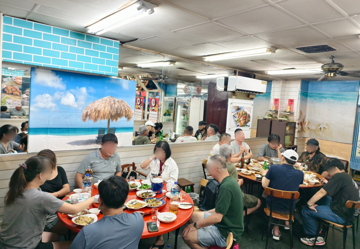 [高雄]廖海產-在地人推薦!40年高雄海鮮台菜~超新鮮炒海瓜子、炸魚蛋、炸銀魚必點 @美食好芃友