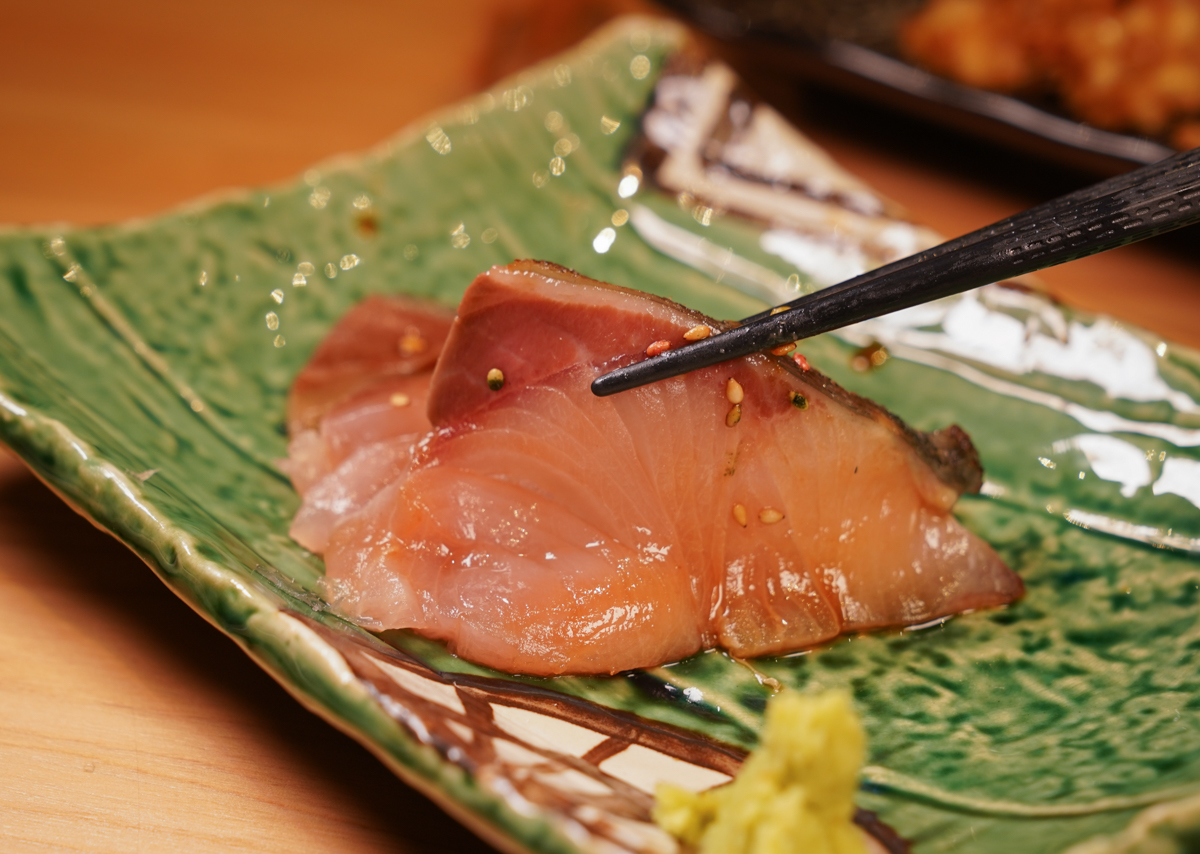 [高雄]串吧酒食居-藏在前金新盛二街的高雄串燒店!一秒飛日本的美味! @美食好芃友（芃芃）