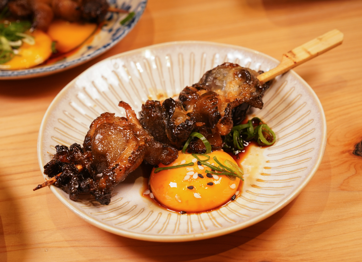 [高雄]串吧酒食居-藏在前金新盛二街的高雄串燒店!一秒飛日本的美味! @美食好芃友（芃芃）