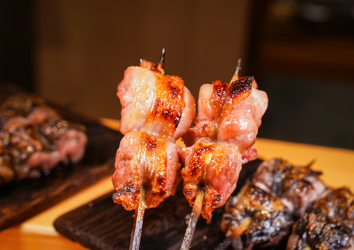 [高雄]串吧酒食居-藏在前金新盛二街的高雄串燒店!一秒飛日本的美味! @美食好芃友（芃芃）