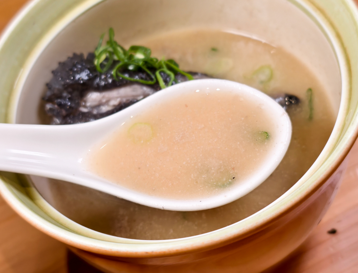 [高雄]串吧酒食居-藏在前金新盛二街的高雄串燒店!一秒飛日本的美味! @美食好芃友（芃芃）