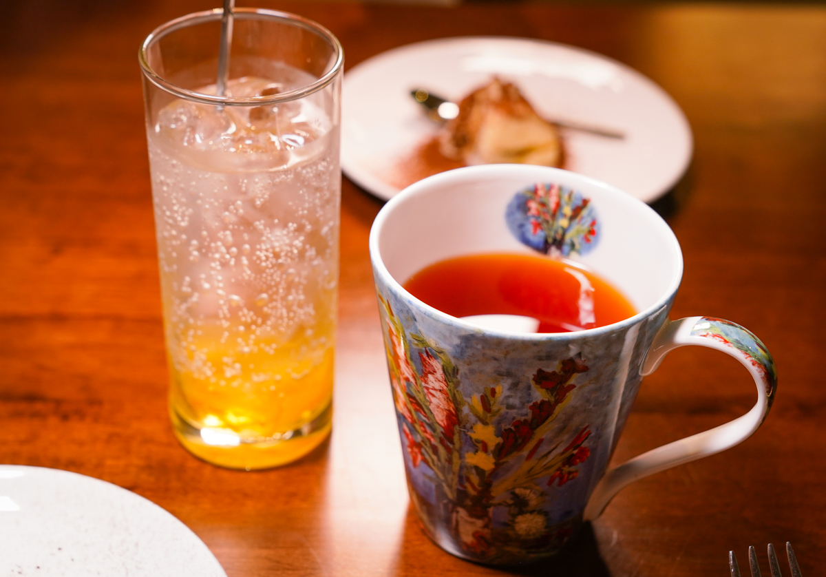 [高雄]SATU莎杜璐歐陸餐酒館－三多商圈隱藏版高雄約會餐廳！不用千元的歐法套餐輕鬆吃 @美食好芃友