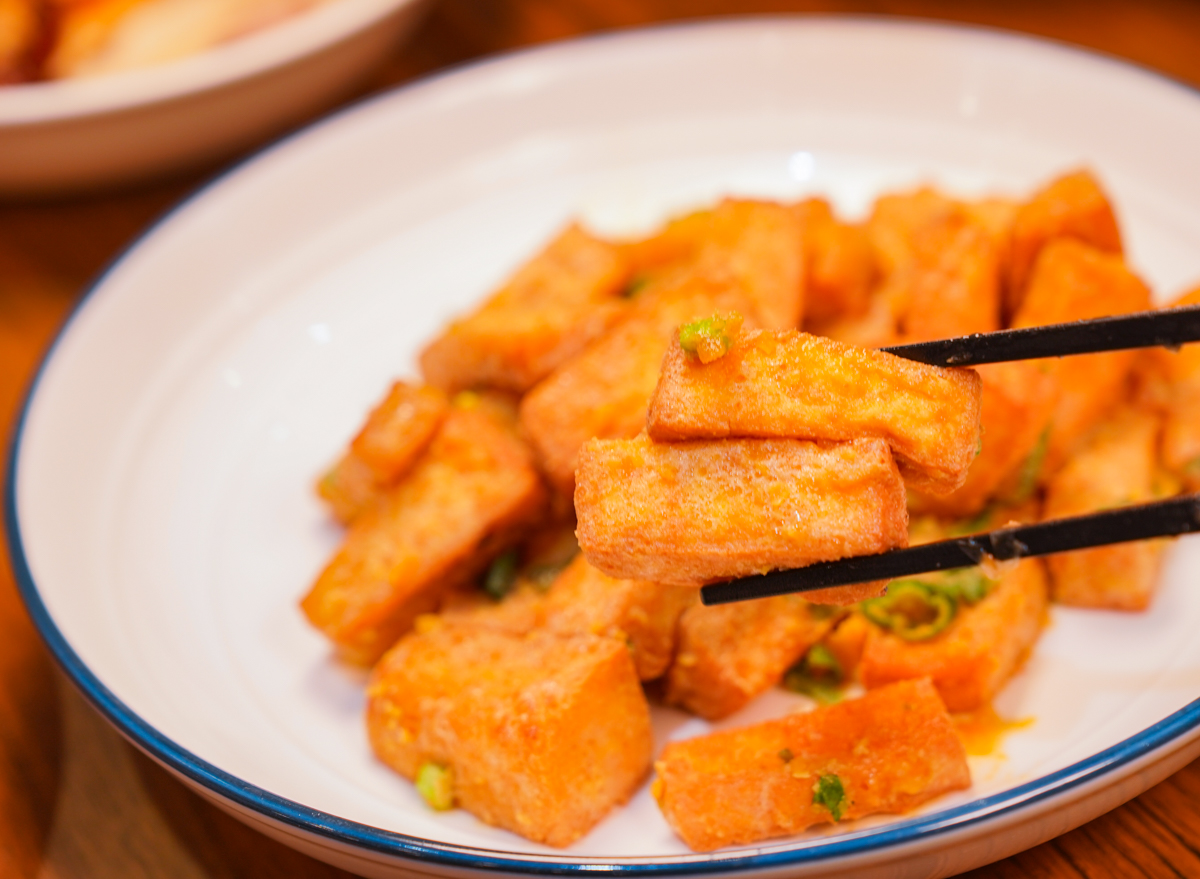 [高雄]武夜鹿鳴-鹽埕小吃之外超夯家庭聚餐中式熱炒首選! @美食好芃友