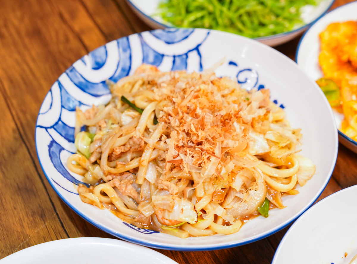 [高雄]武夜鹿鳴-鹽埕小吃之外超夯家庭聚餐中式熱炒首選! @美食好芃友