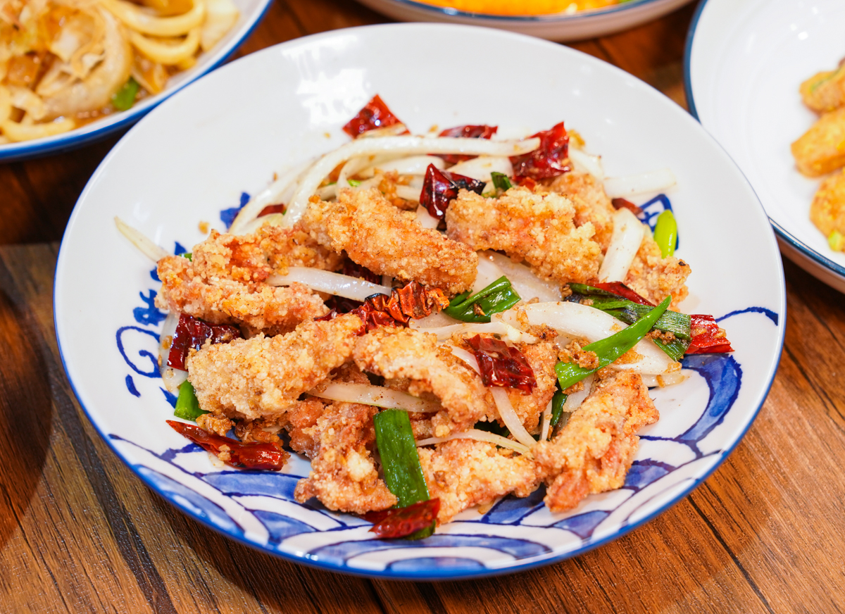 [高雄]武夜鹿鳴-鹽埕小吃之外超夯家庭聚餐中式熱炒首選! @美食好芃友