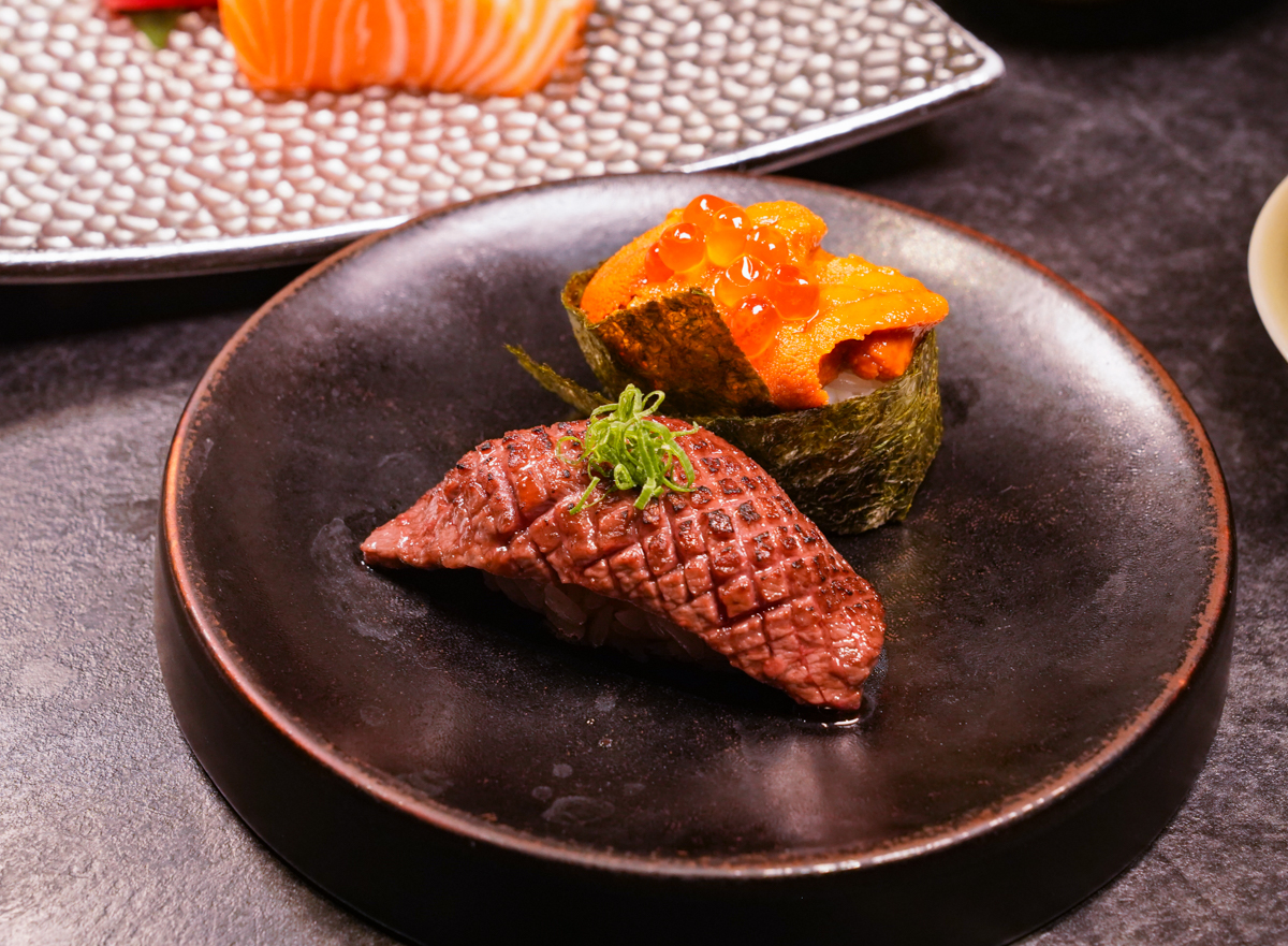 [高雄]禪燒肉高雄店zen yakiniku-佔地百坪高雄頂級燒肉!氣派裝潢x好吃和牛燒肉 @美食好芃友（芃芃）