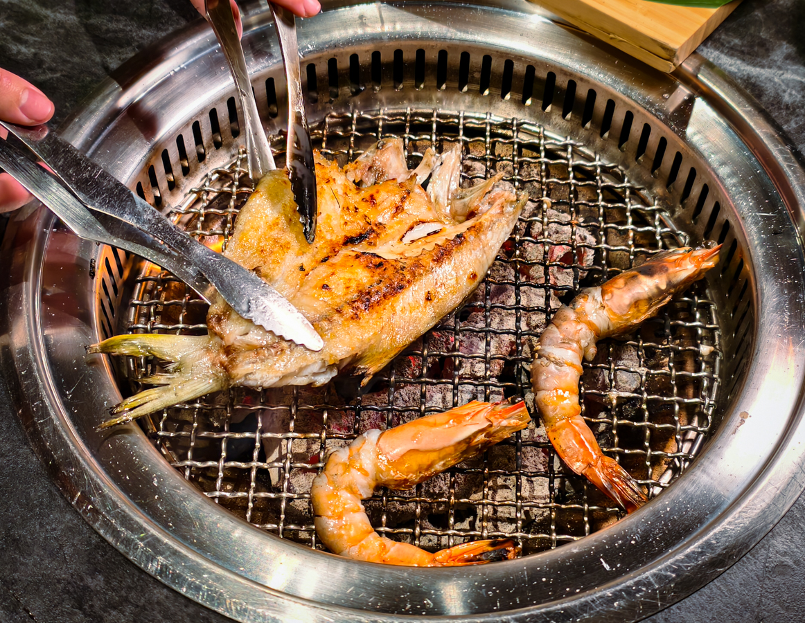 [高雄]禪燒肉高雄店zen yakiniku-佔地百坪高雄頂級燒肉!氣派裝潢x好吃和牛燒肉 @美食好芃友（芃芃）