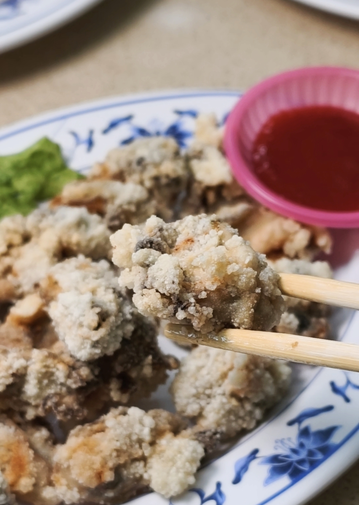 [高雄]金聖春海產-40年老牌旗津好吃海產!!平實價格、每桌都點螃蟹粥! @美食好芃友（芃芃）