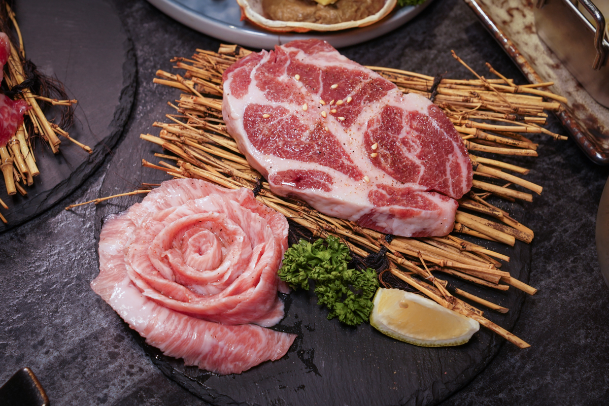 [高雄]D-Meat燒肉餐酒館- 漢神巨蛋周邊超夯餐廳!有唱歌包廂x專人代烤燒肉x私房料理 @美食好芃友（芃芃）