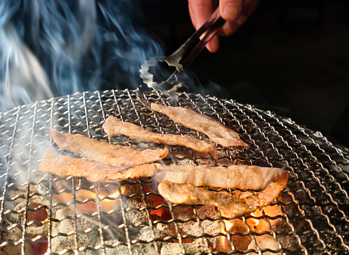[高雄]D-Meat燒肉餐酒館- 漢神巨蛋周邊超夯餐廳!有唱歌包廂x專人代烤燒肉x私房料理 @美食好芃友（芃芃）