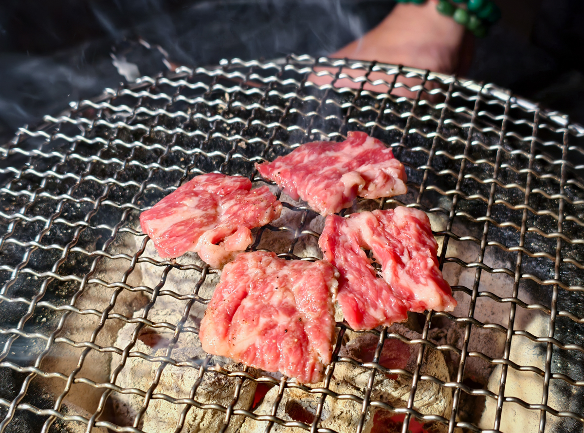 [高雄]D-Meat燒肉餐酒館- 漢神巨蛋周邊超夯餐廳!有唱歌包廂x專人代烤燒肉x私房料理 @美食好芃友（芃芃）