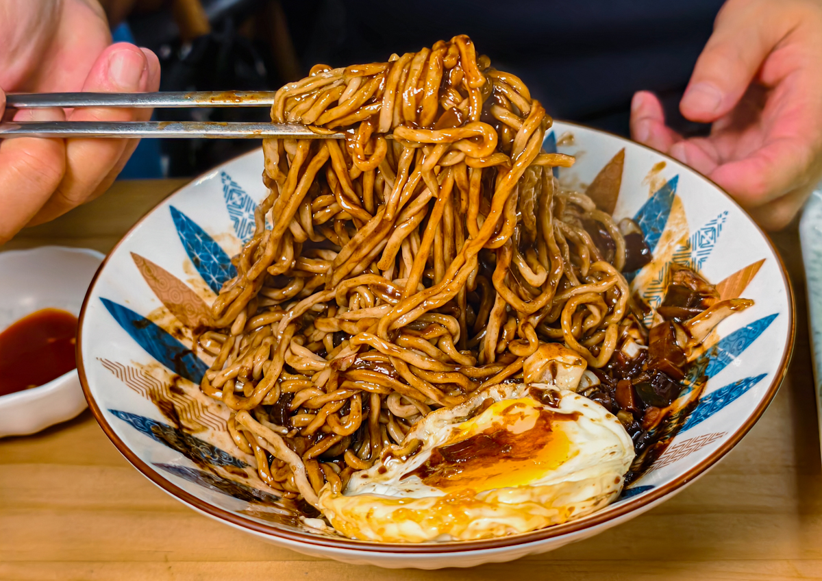 [高雄]李氏朝鮮館－武廟商圈高雄韓式料理20年老店!韓國華僑老闆的好手藝~必吃炸醬麵 @美食好芃友（芃芃）