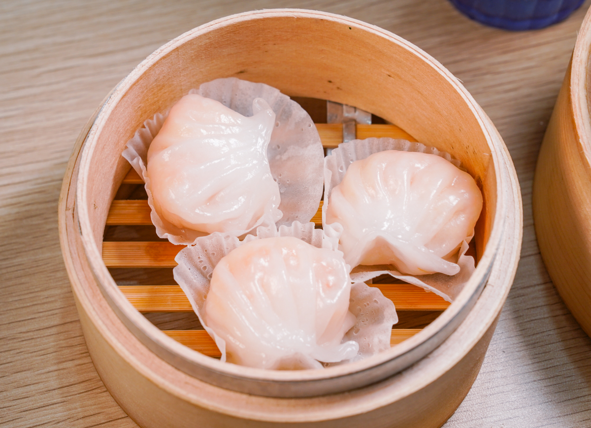 [高雄]寧寧港式宵夜-開業多年高雄宵夜名店!晚餐賣到宵夜的平價麻奶煲、港式點心蒸籠 @美食好芃友