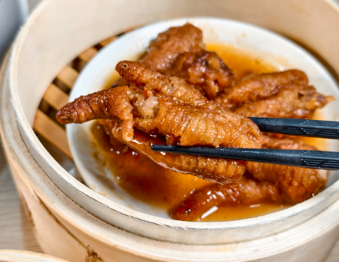 [高雄]寧寧港式宵夜-開業多年高雄宵夜名店!晚餐賣到宵夜的平價麻奶煲、港式點心蒸籠 @美食好芃友