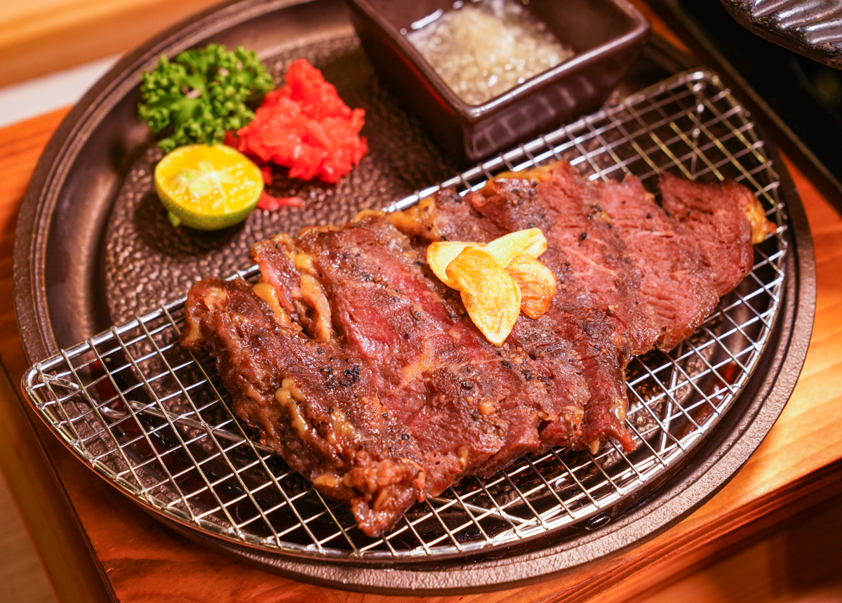 [高雄]小泉兜福豆腐鍋專門店-少見的高雄日式料理x豆腐鍋組合!5樣小菜、飲料吃到飽 @美食好芃友（芃芃）