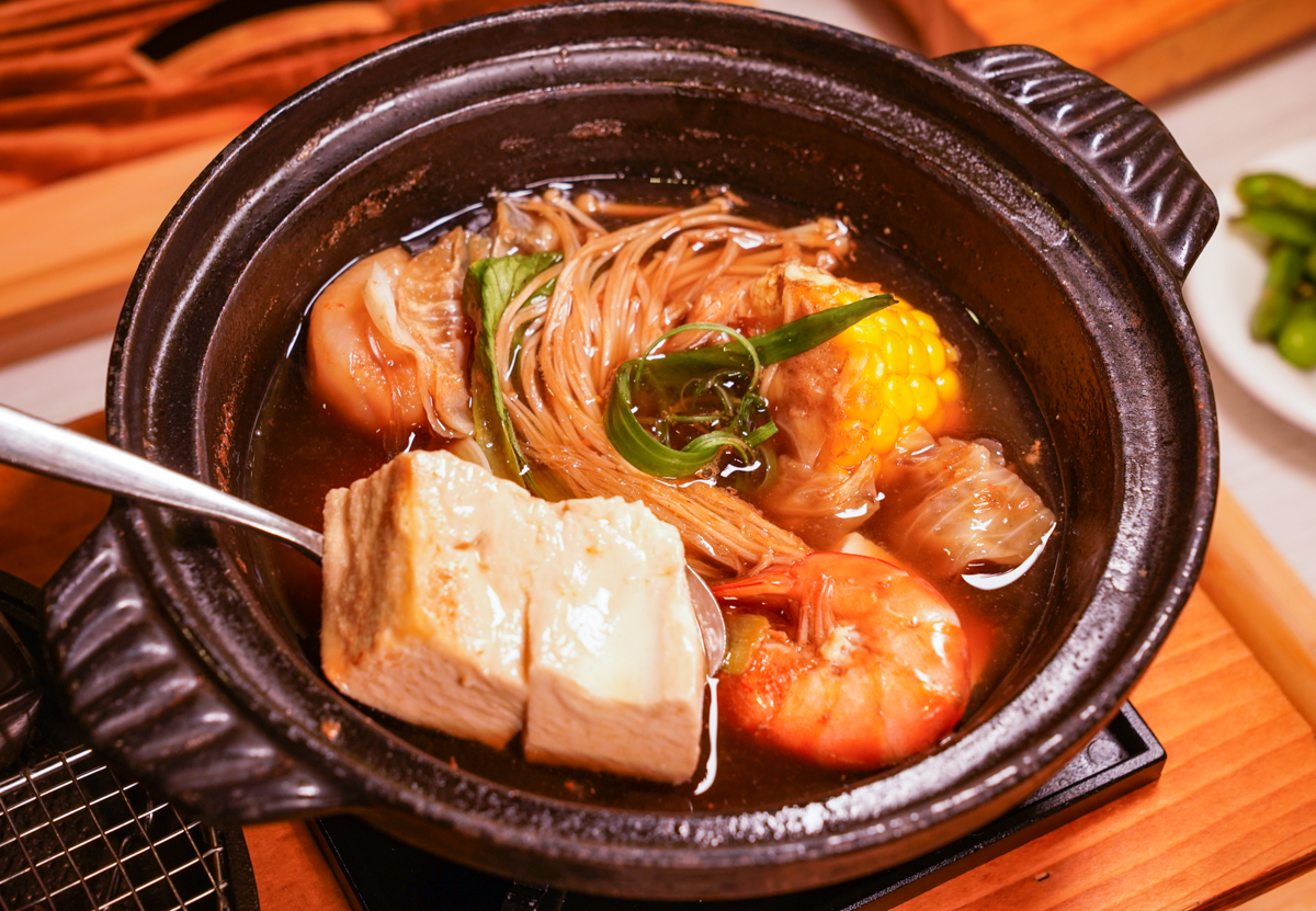 [高雄]小泉兜福豆腐鍋專門店-少見的高雄日式料理x豆腐鍋組合!5樣小菜、飲料吃到飽 @美食好芃友（芃芃）