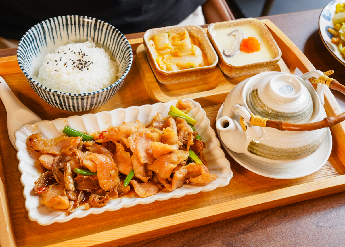[高雄]金貴中式料理-高雄河堤社區最新中式定食餐廳！一人也能吃中式功夫菜 @美食好芃友（芃芃）