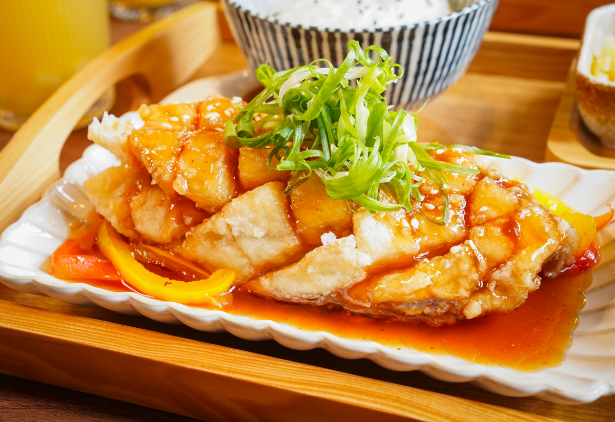 [高雄]金貴中式料理-高雄河堤社區最新中式定食餐廳！一人也能吃中式功夫菜 @美食好芃友（芃芃）
