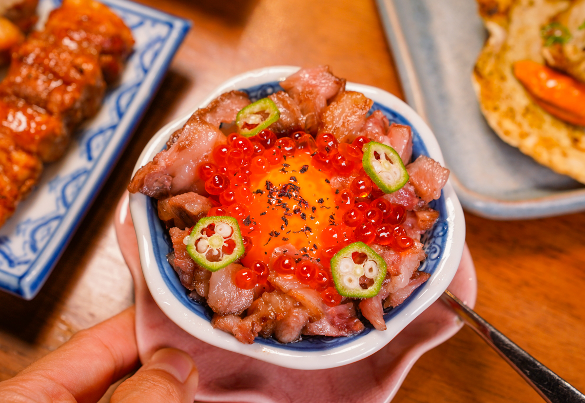 [高雄]允久居酒屋-光榮碼頭周邊低調高雄居酒屋~日本客很多好吃高雄串燒居酒屋 @美食好芃友（芃芃）