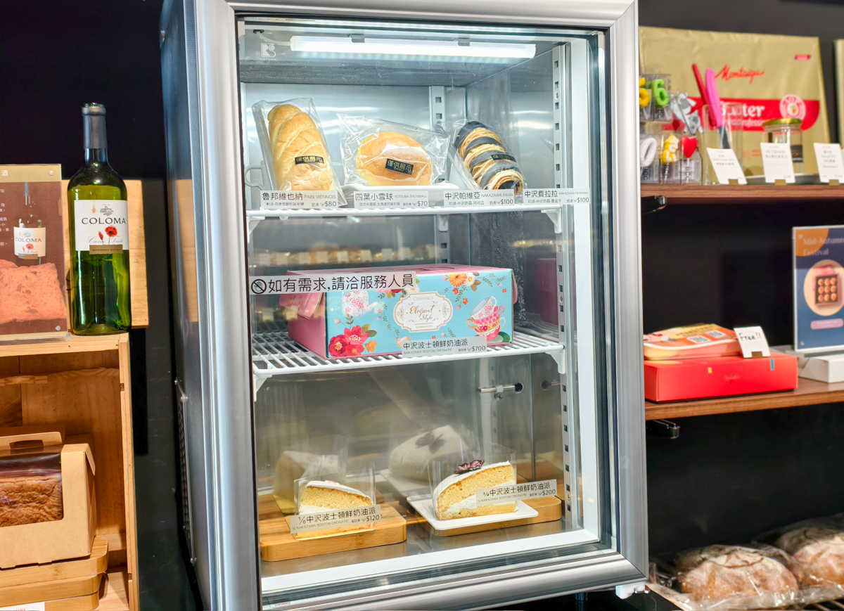 [高雄]拉斯費拉 LA SFERA Boulangerie! 夢時代旁超好吃高雄麵包店! 秒殺明太子法國 x 西西里大蒜 @美食好芃友（芃芃）