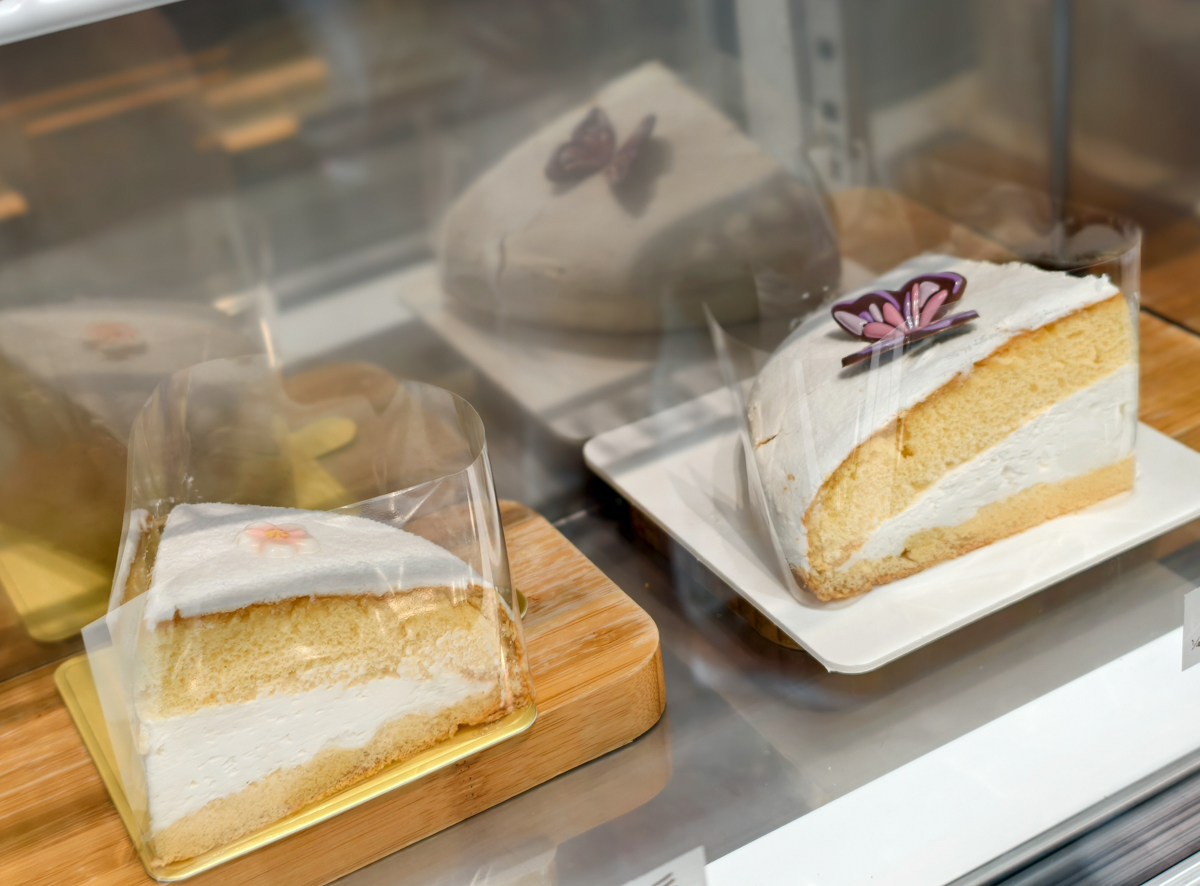 [高雄]拉斯費拉 LA SFERA Boulangerie! 夢時代旁超好吃高雄麵包店! 秒殺明太子法國 x 西西里大蒜 @美食好芃友（芃芃）