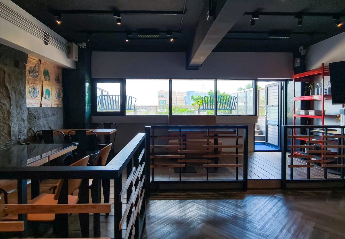 [高雄]拉斯費拉 LA SFERA Boulangerie! 夢時代旁超好吃高雄麵包店! 秒殺明太子法國 x 西西里大蒜 @美食好芃友（芃芃）