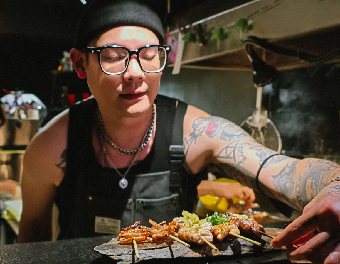 [高雄]墨岩居酒屋-哈瑪星綠地輕軌旁高雄深夜食堂!超帥雙主廚x好吃串燒熱炒 @美食好芃友（芃芃）