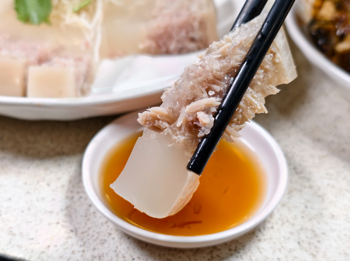 [高雄]老正興館-開業超過一甲子高雄江浙菜老店!經典厚蔥油餅、寧式鱔糊、砂鍋醃篤鮮 @美食好芃友（芃芃）