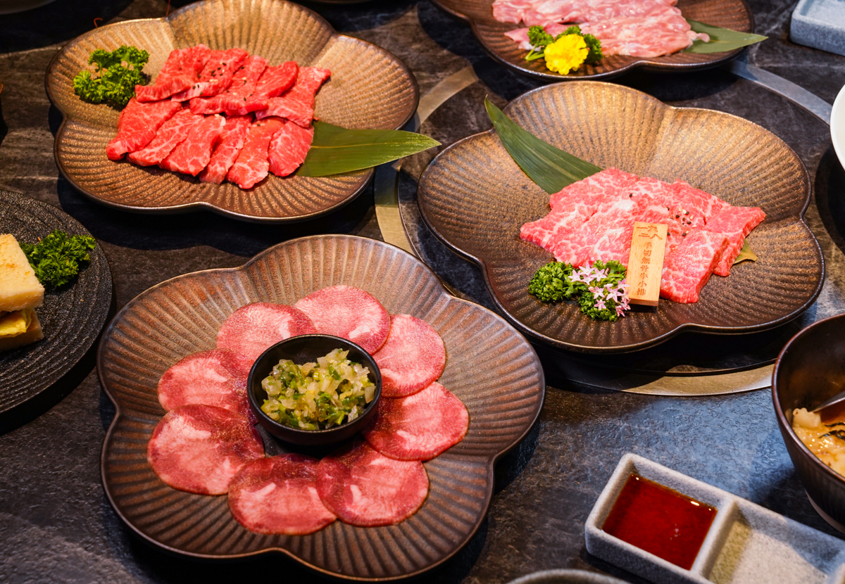 [高雄]1928燒肉總鋪高流海洋店-高流旁最美港景高雄燒肉餐廳!燒肉、壽司、日料統統吃得到 @美食好芃友（芃芃）