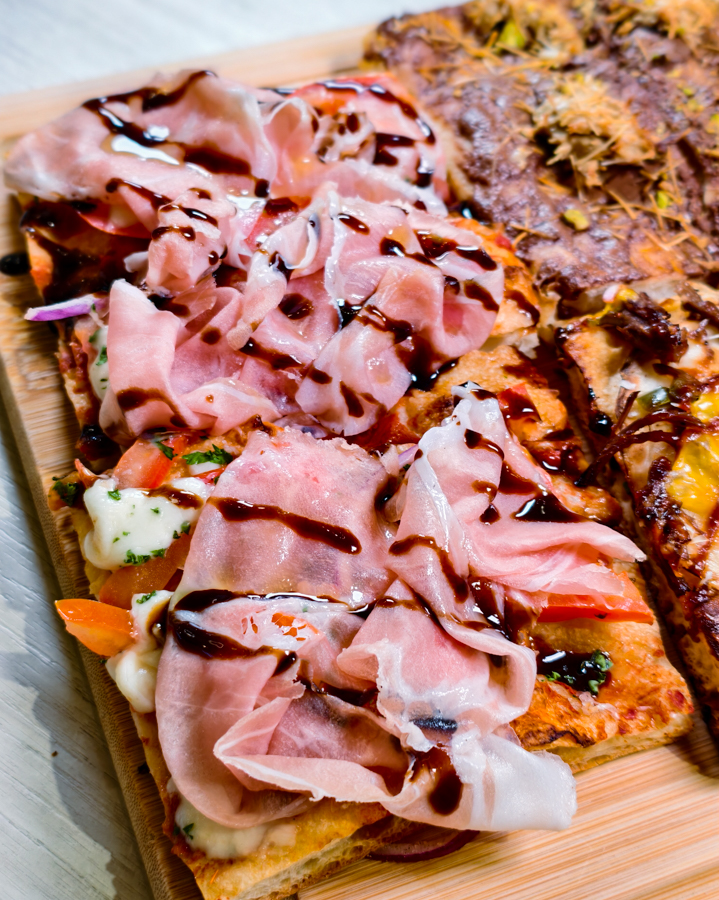 [高雄]Rom&rsquo;antica Pizza 羅馬披薩美術青海店-高雄美術館聚餐就來這!道地方型羅馬披薩 @美食好芃友（芃芃）
